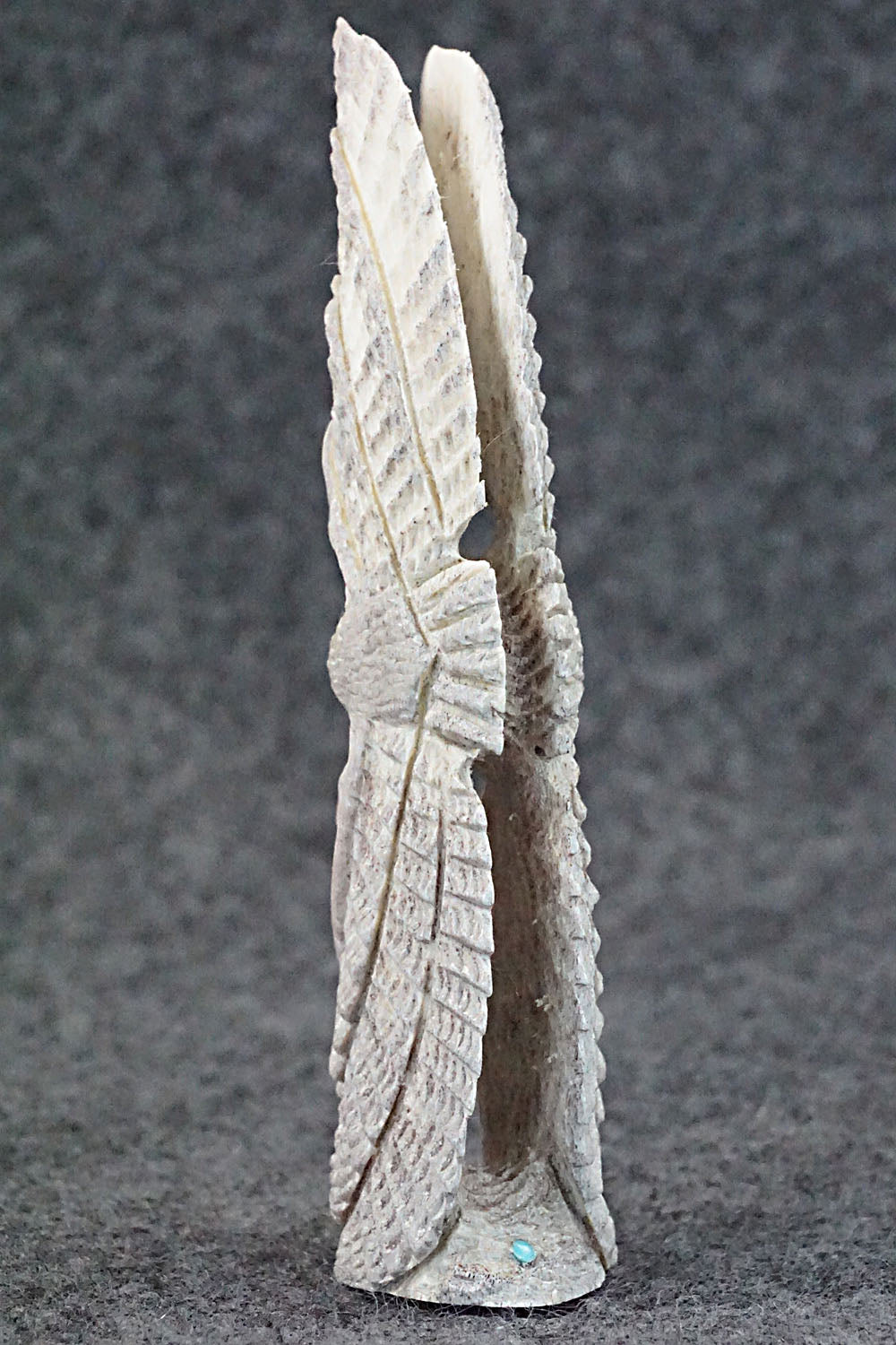 Eagle Zuni Fetish Carving - Todd Lowsayatee