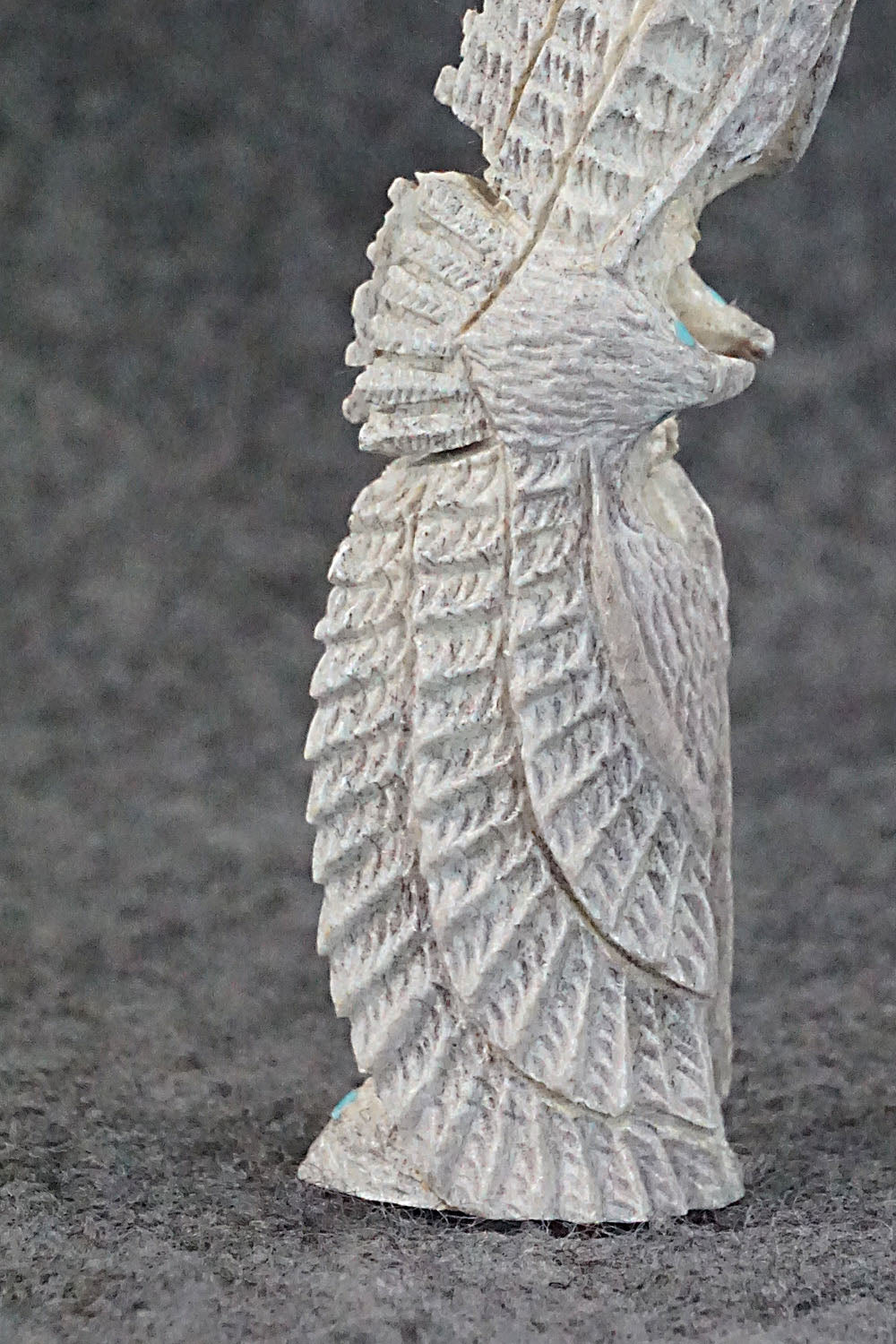 Eagle Zuni Fetish Carving - Todd Lowsayatee