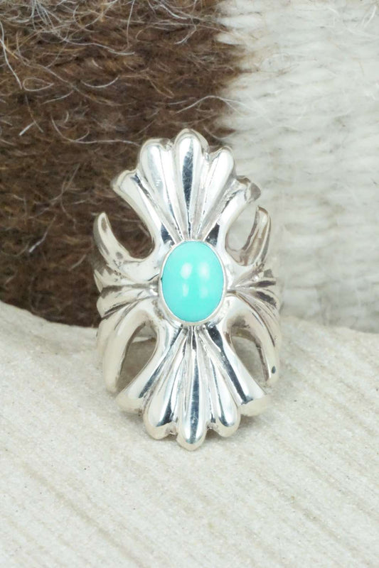 Turquoise & Sterling Silver Ring - Victor Pena - Size 4.5