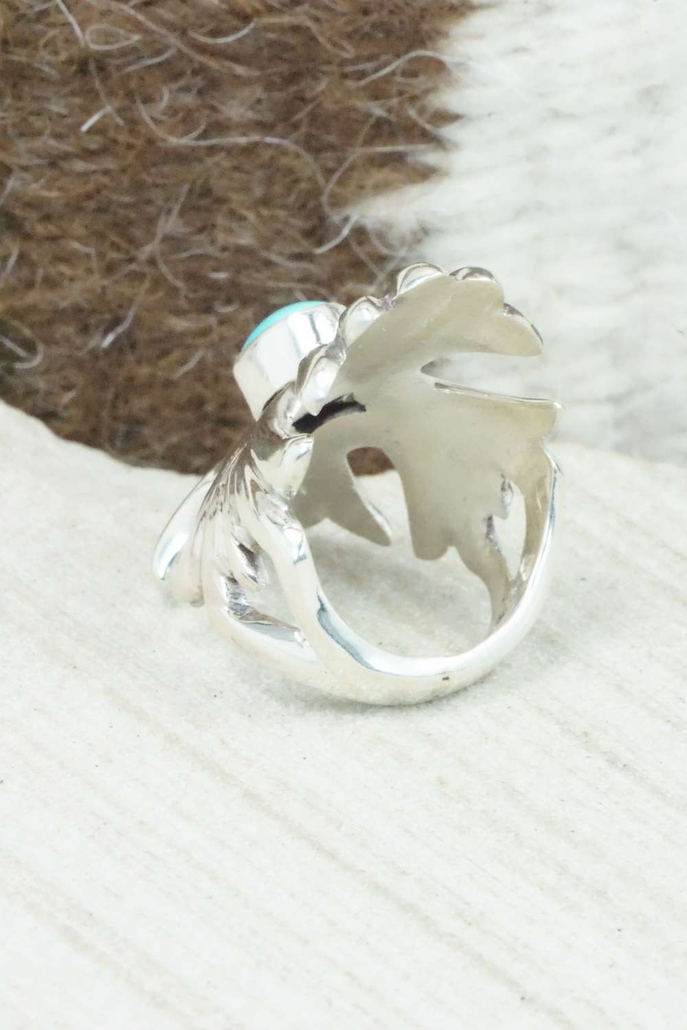Turquoise & Sterling Silver Ring - Victor Pena - Size 4.5