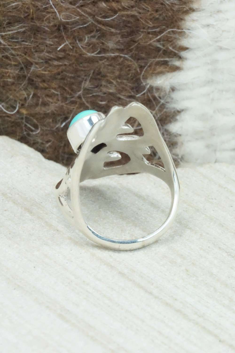 Turquoise & Sterling Silver Ring - Victor Pena - Size 5.25