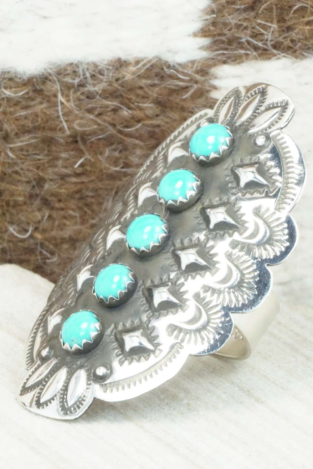 Turquoise & Sterling Silver Ring - Leander Tahe - Size 9