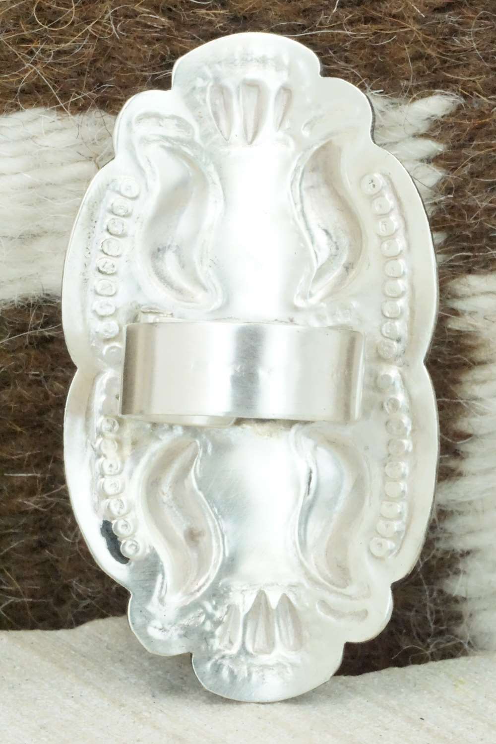 Coral & Sterling Silver Ring - Leander Tahe - Size 9