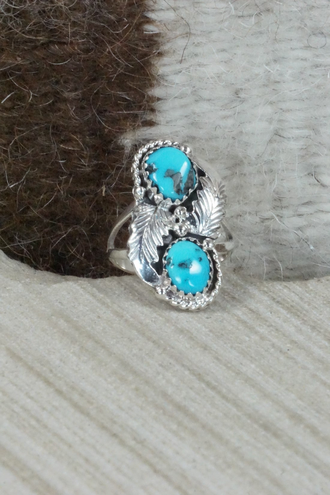 Turquoise & Sterling Silver Ring - William Begay - Size 4.5