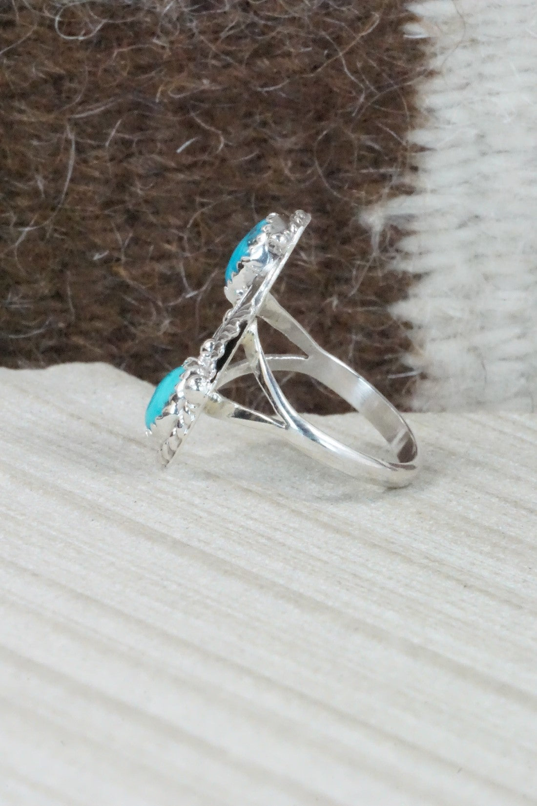 Turquoise & Sterling Silver Ring - William Begay - Size 6.5