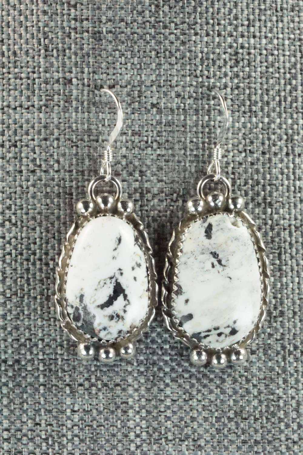White Buffalo & Sterling Silver Necklace and Earrings - Alvin Joe
