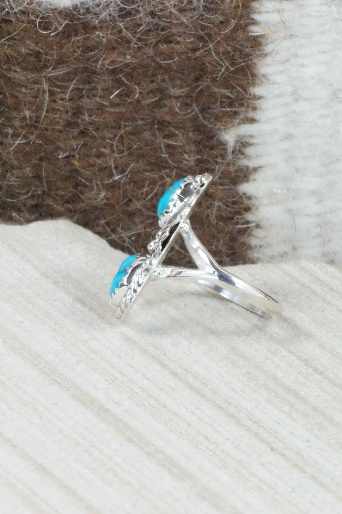 Turquoise & Sterling Silver Ring - William Begay - Size 6.75