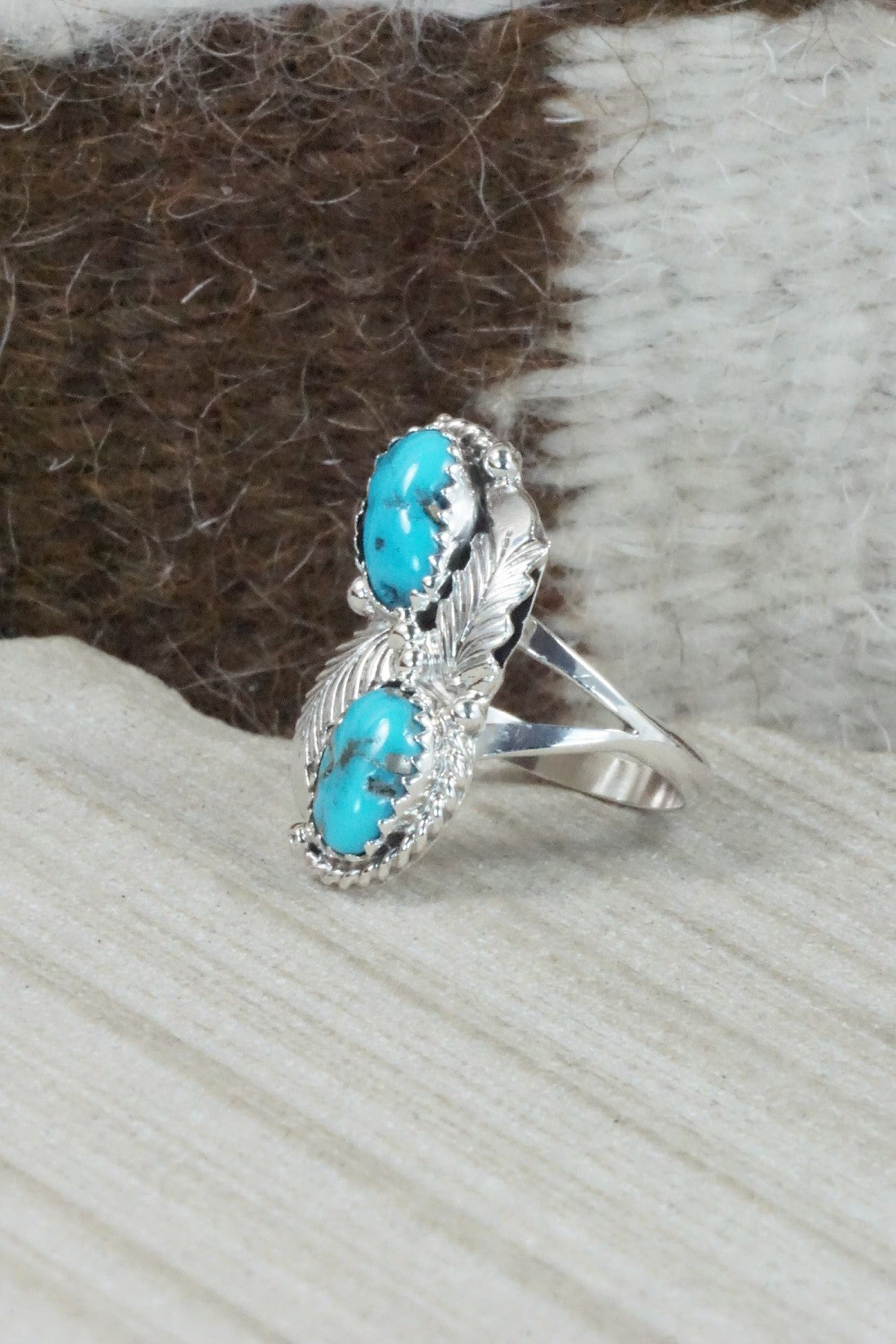 Turquoise & Sterling Silver Ring - William Begay - Size 7
