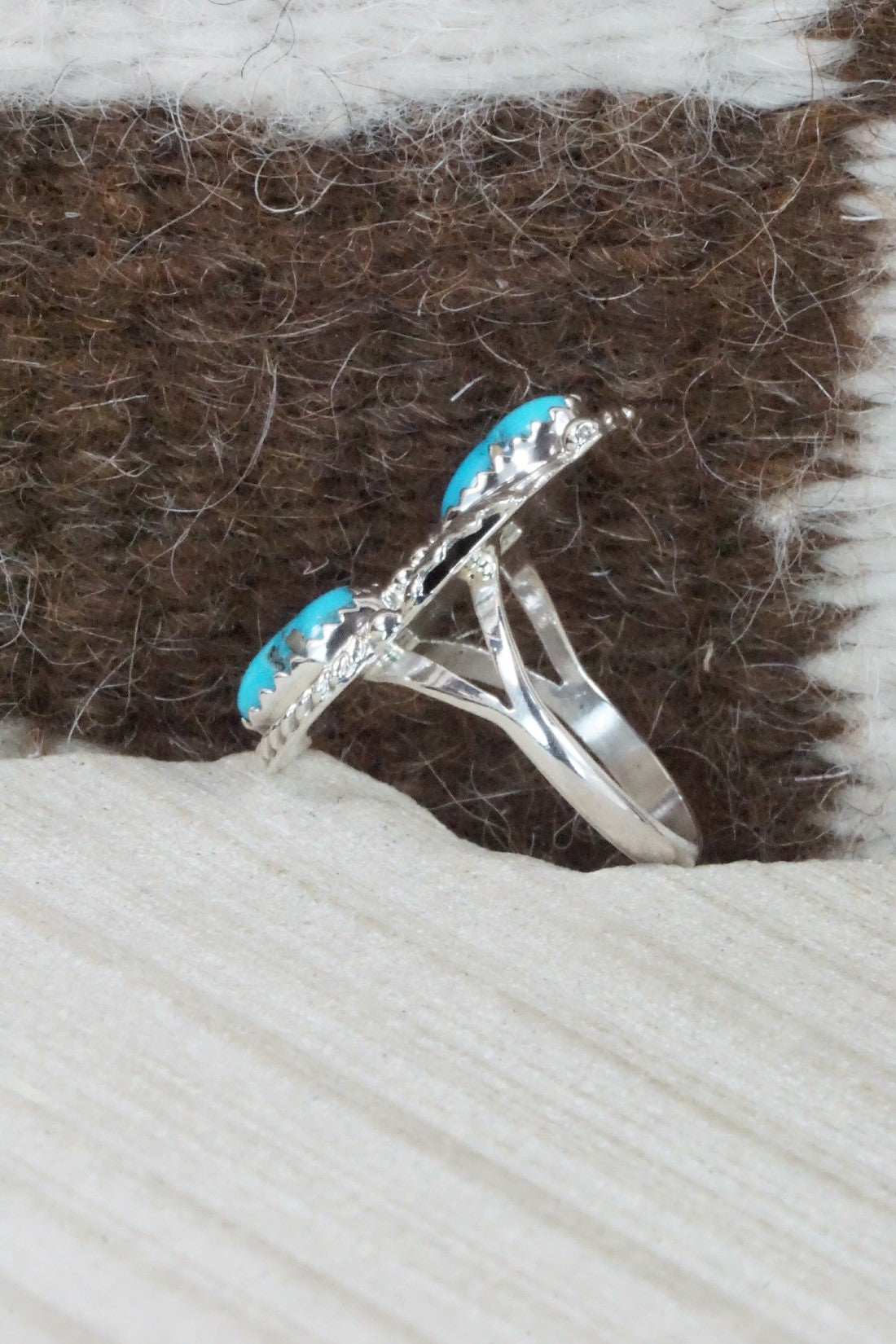Turquoise & Sterling Silver Ring - William Begay - Size 7
