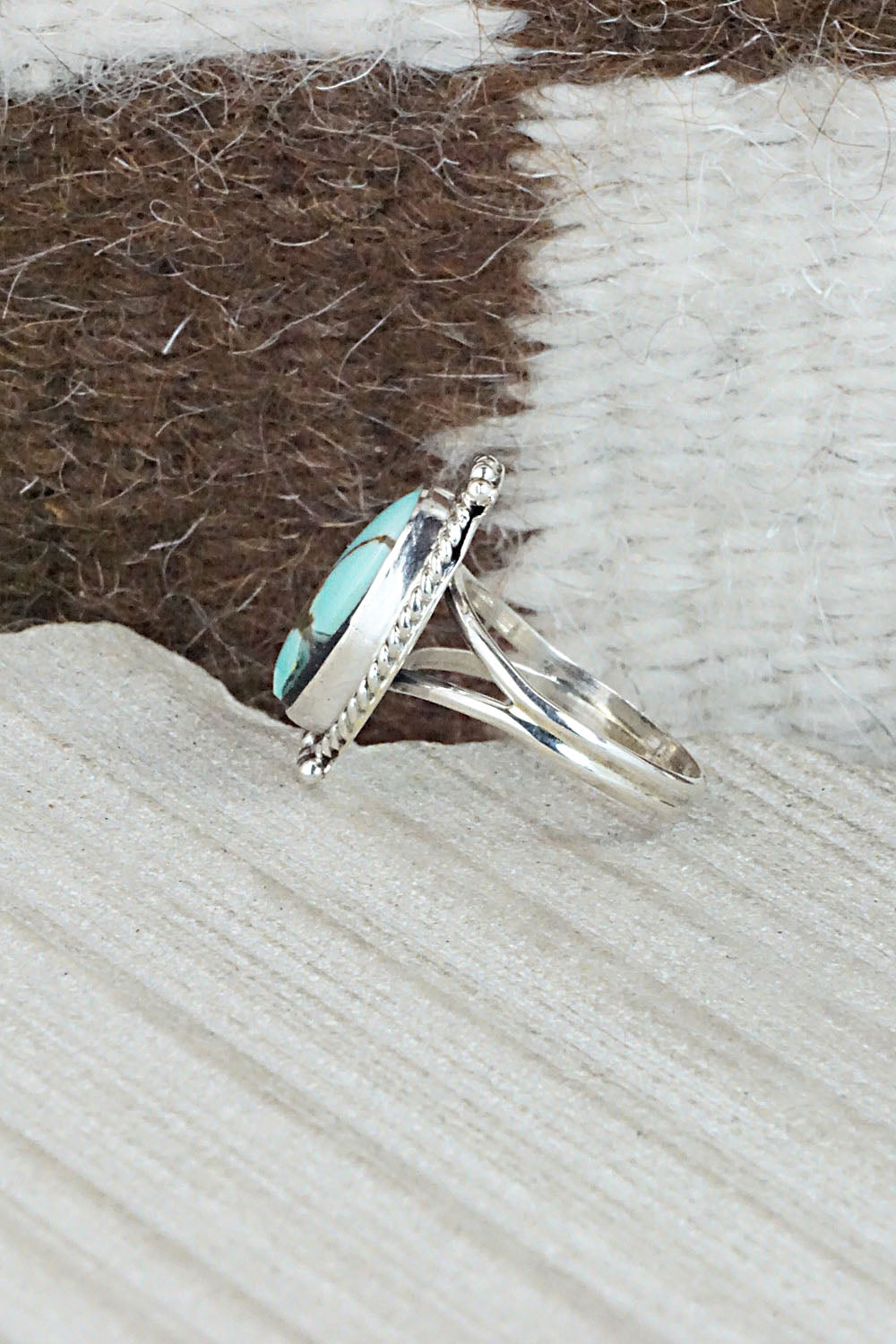 Turquoise and Sterling Silver Ring - Jan Mariano - Size 6.5