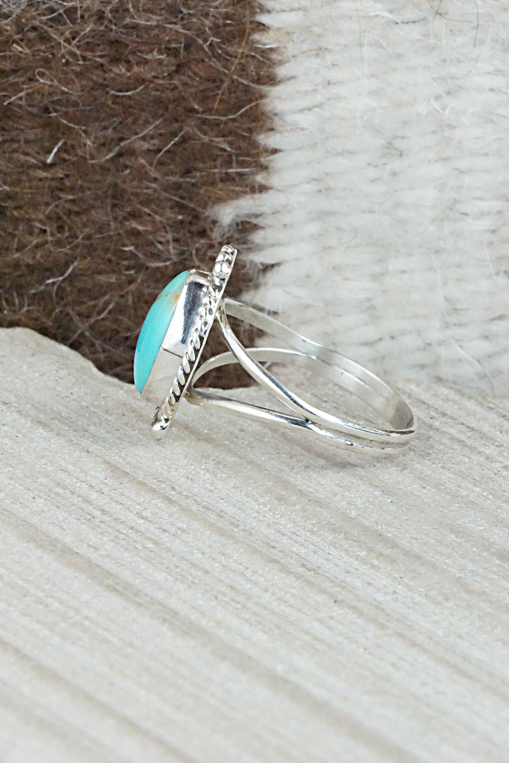 Turquoise and Sterling Silver Ring - Jan Mariano - Size 9.5