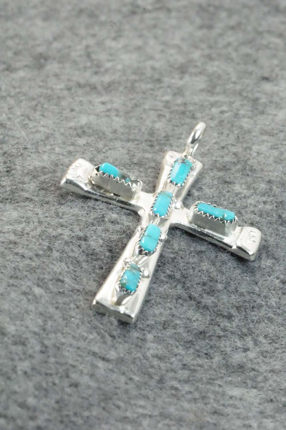 Turquoise & Sterling Silver Pendant - Verona Quam