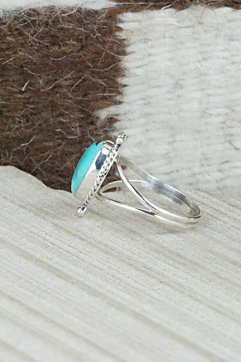 Turquoise and Sterling Silver Ring - Jan Mariano - Size 9.5