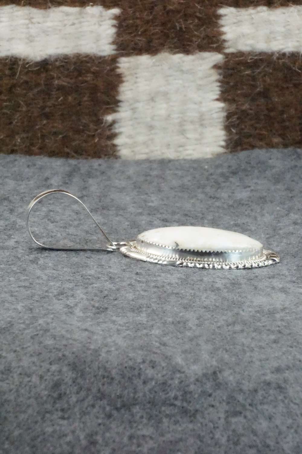 White Buffalo & Sterling Silver Pendant - Kenny Calavaza