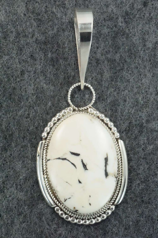White Buffalo & Sterling Silver Pendant - Kenny Calavaza