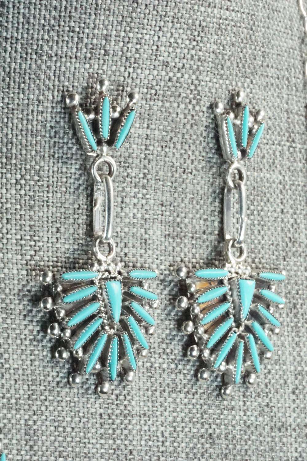Turquoise & Sterling Silver Jewelry Set - Cordelia Waatsa