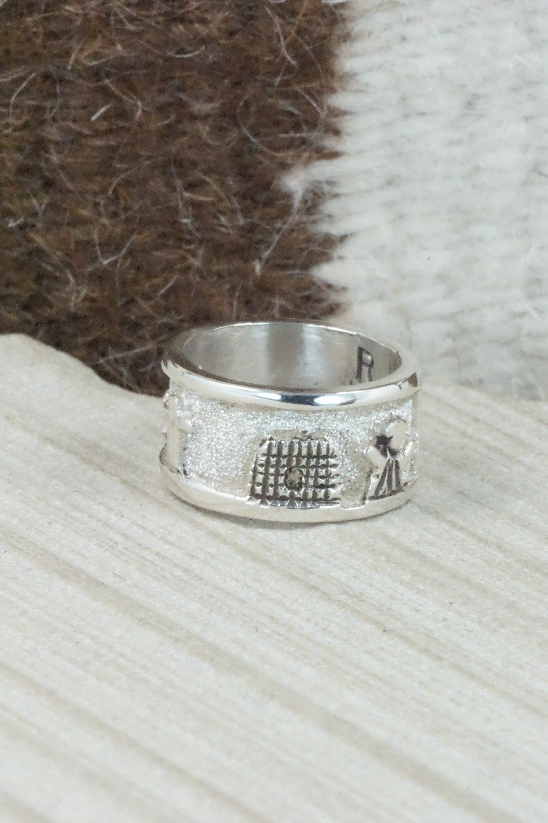 Sterling Silver Ring - Roger John - Size 9