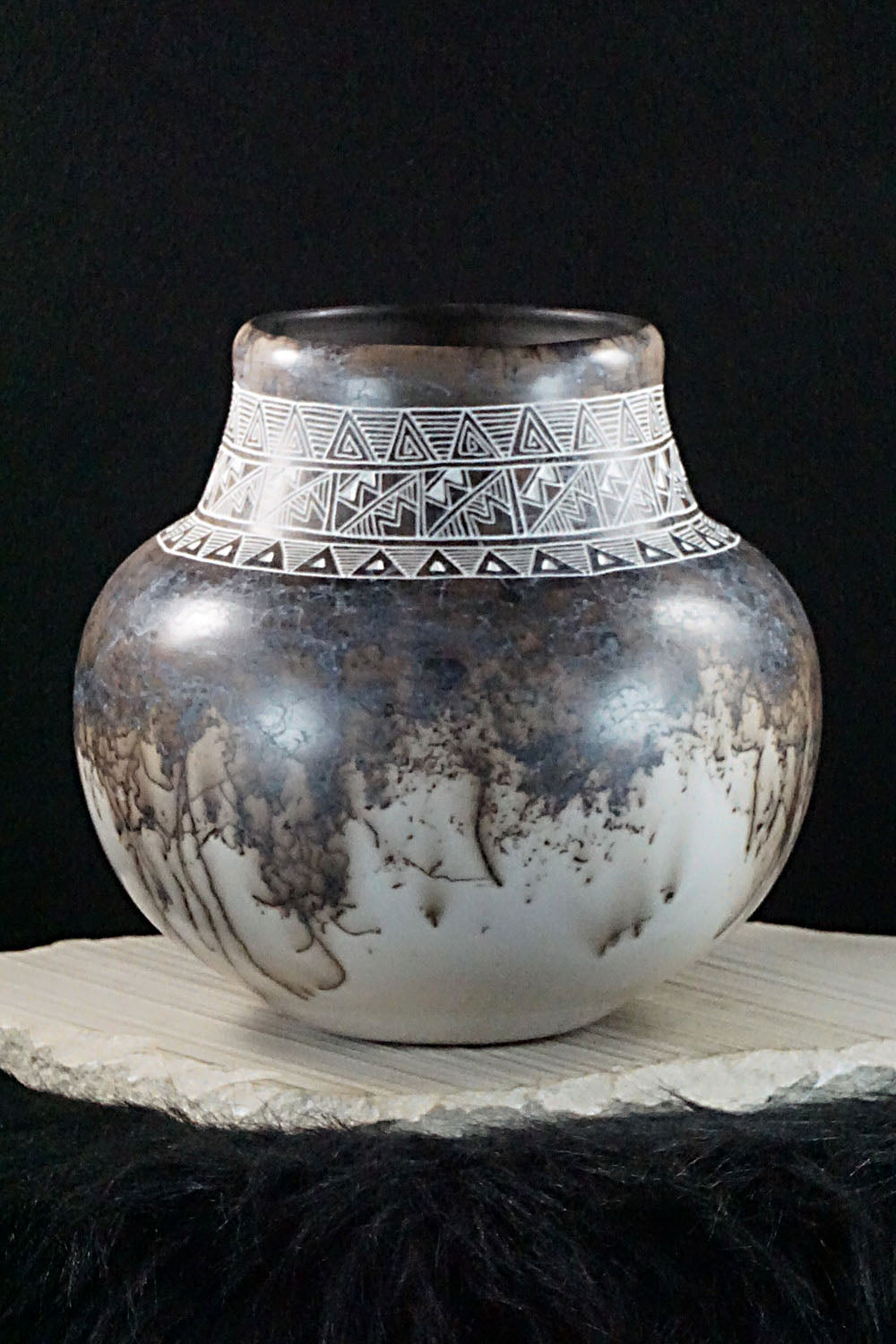 Acoma Pottery - Irvin Louis