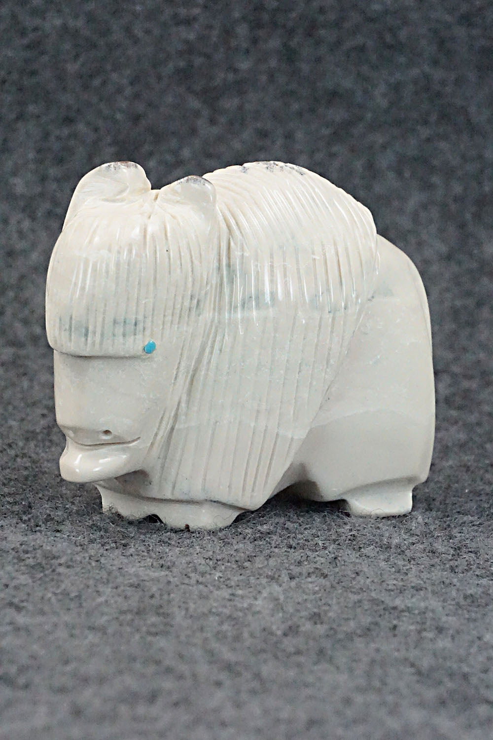 Buffalo Zuni Fetish Carving - Gilbert Lonjose