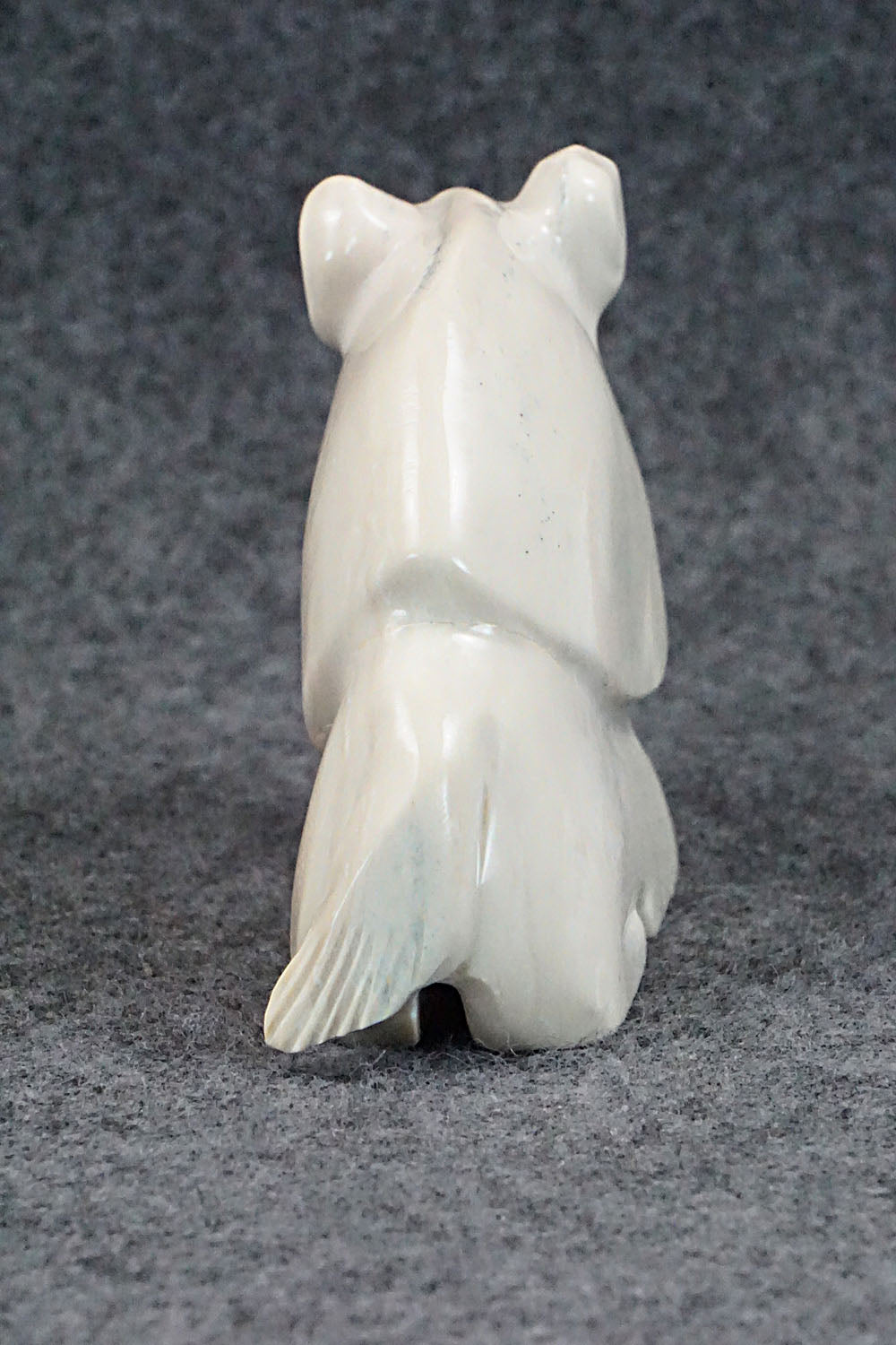 Lion Zuni Fetish Carving - Gilbert Lonjose
