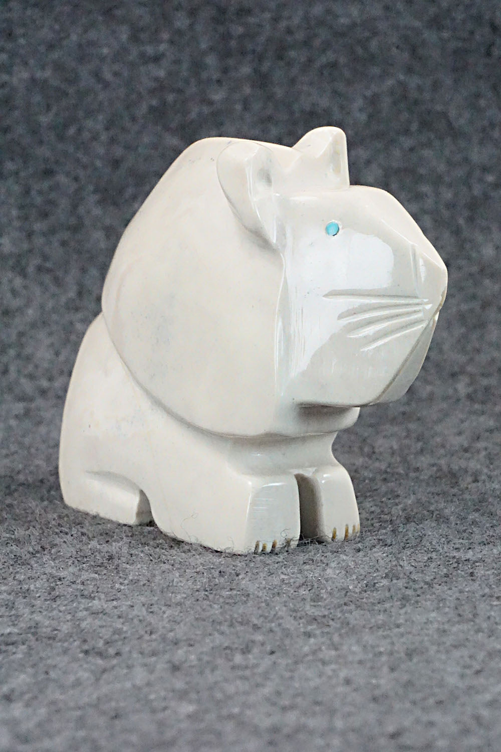 Lion Zuni Fetish Carving - Gilbert Lonjose