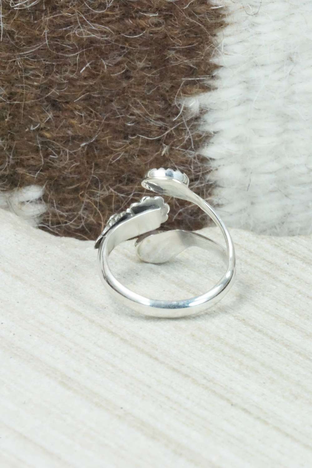 Onyx and Sterling Silver Ring - Roger Pino - Size 8.5