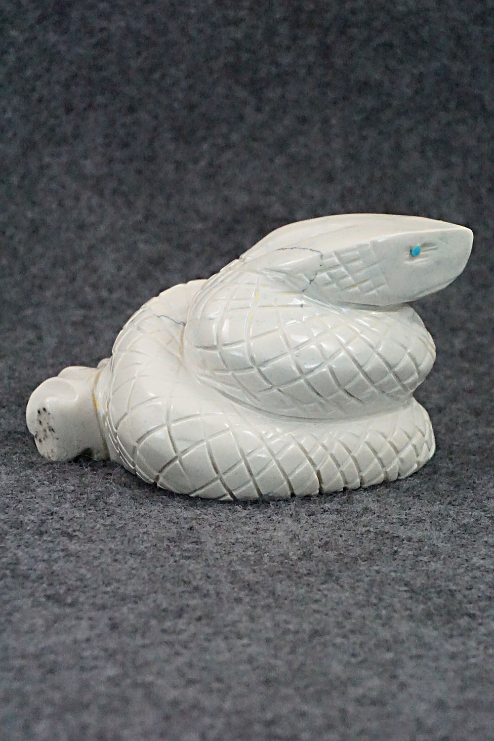 Rattlesnake Zuni Fetish Carving - Gilbert Lonjose