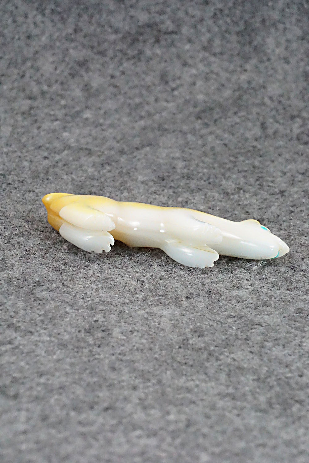 Mountain Lion Zuni Fetish Carving - Andres Quandelacy