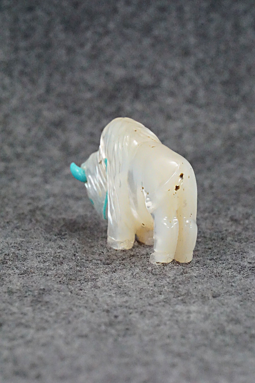 Buffalo Zuni Fetish Carving - Andres Quandelacy