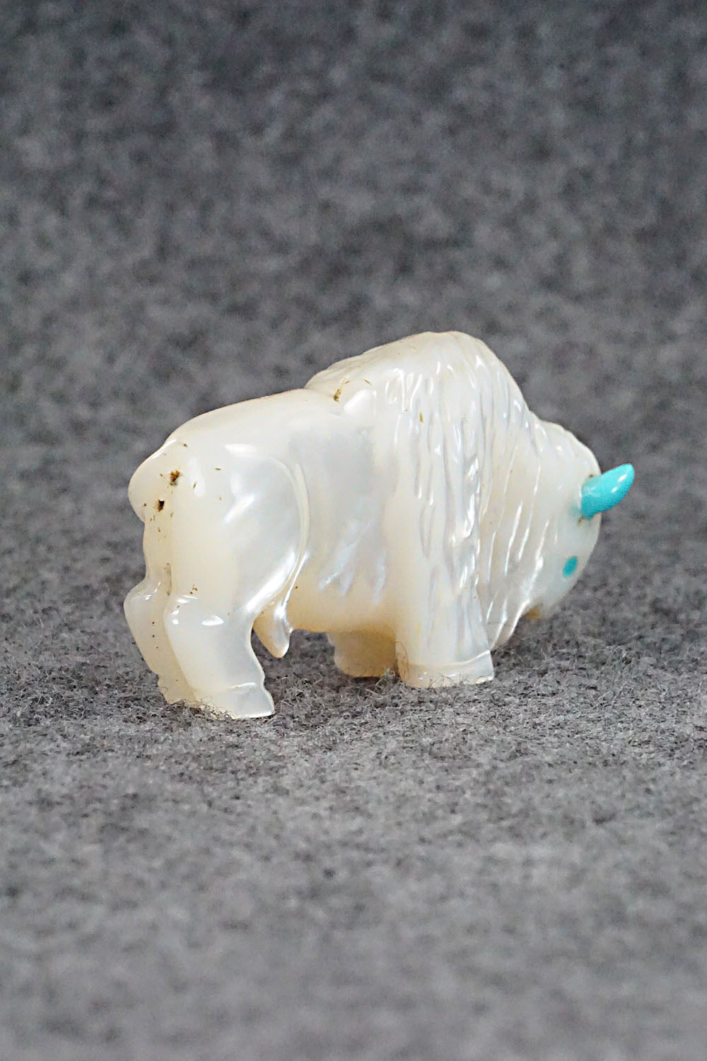 Buffalo Zuni Fetish Carving - Andres Quandelacy