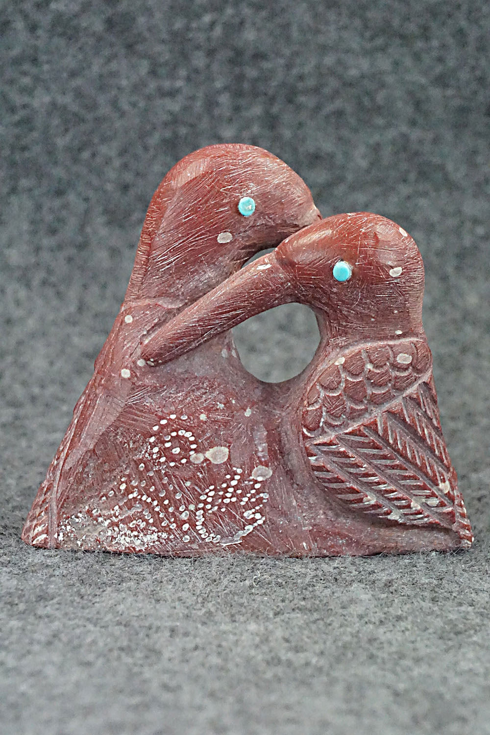 Hummingbirds Zuni Fetish Carving - Carlton Kaamasee