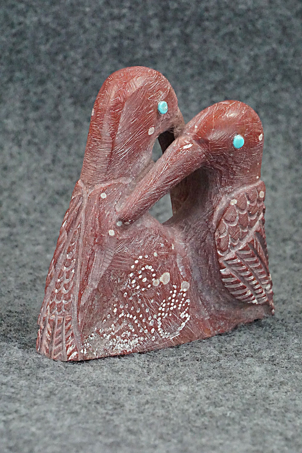 Hummingbirds Zuni Fetish Carving - Carlton Kaamasee