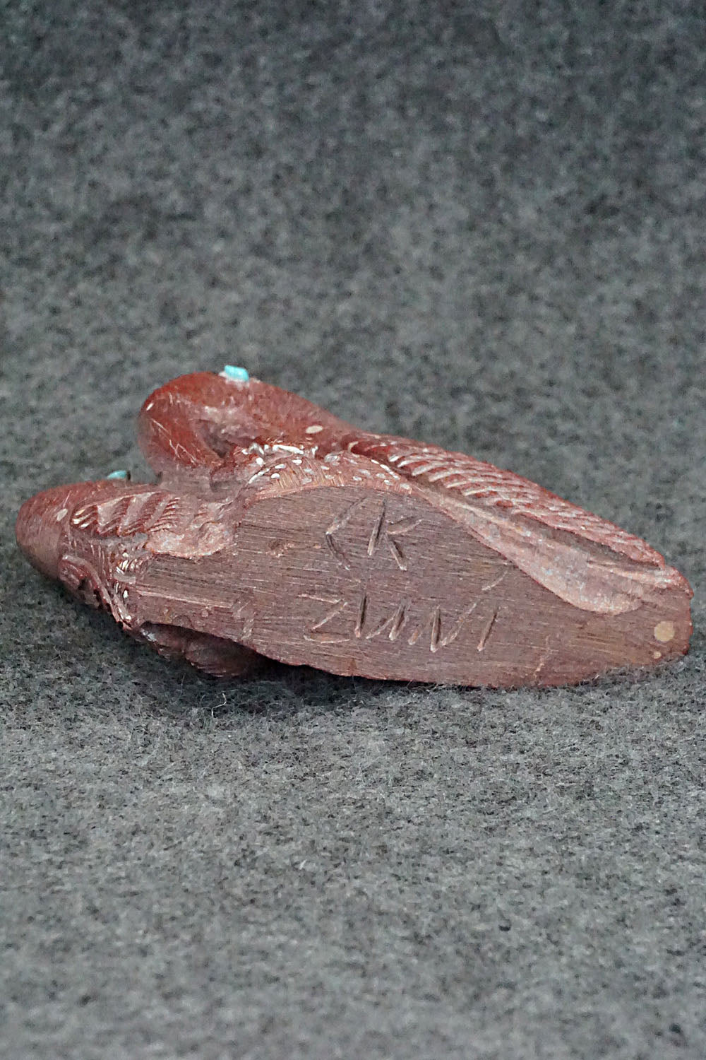 Hummingbirds Zuni Fetish Carving - Carlton Kaamasee