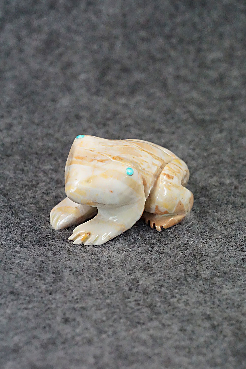 Frog Zuni Fetish Carving - Jonas Hustito