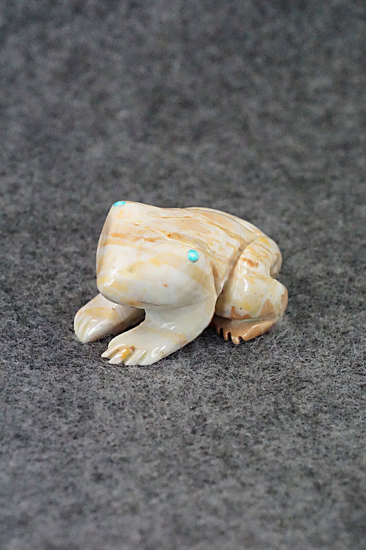 Frog Zuni Fetish Carving - Jonas Hustito