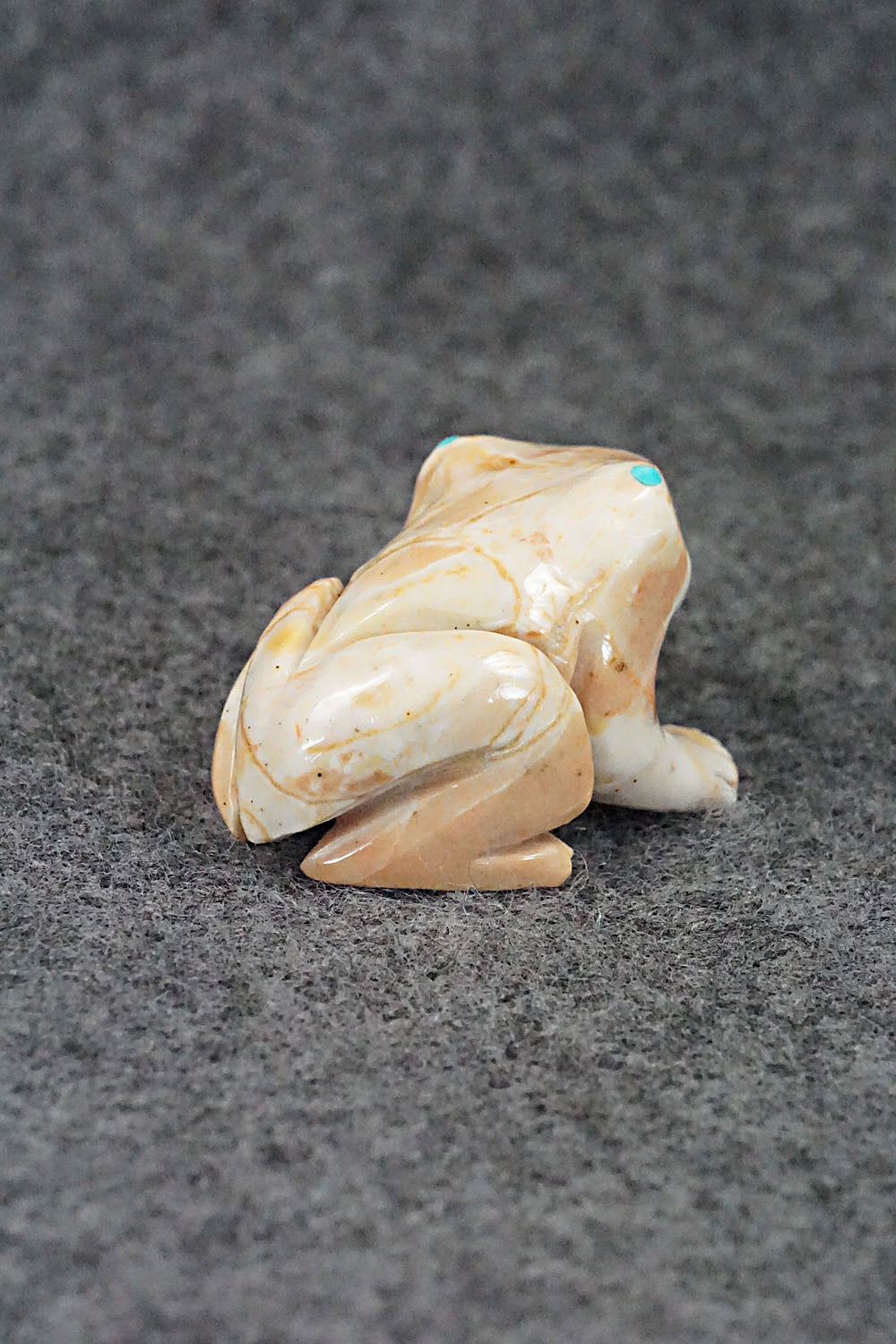 Frog Zuni Fetish Carving - Jonas Hustito