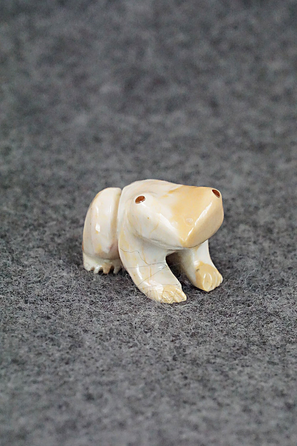 Frog Zuni Fetish Carving - Jonas Hustito