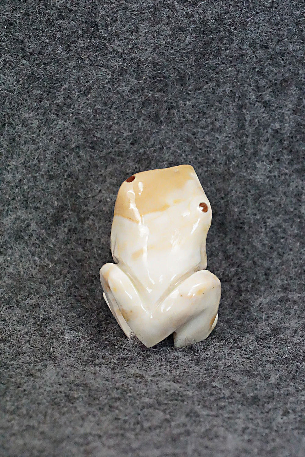 Frog Zuni Fetish Carving - Jonas Hustito
