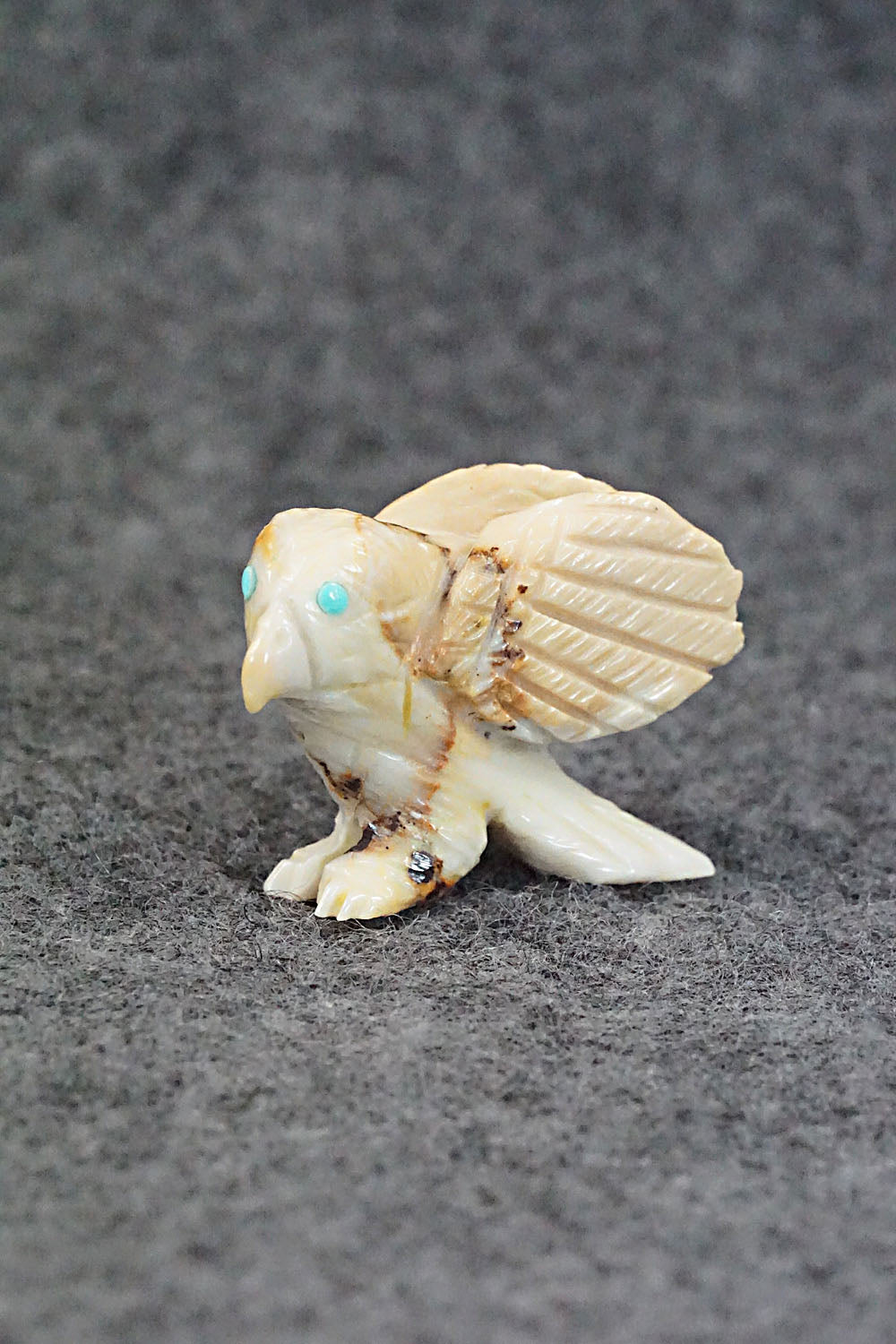 Eagle Zuni Fetish Carving - Jonas Hustito