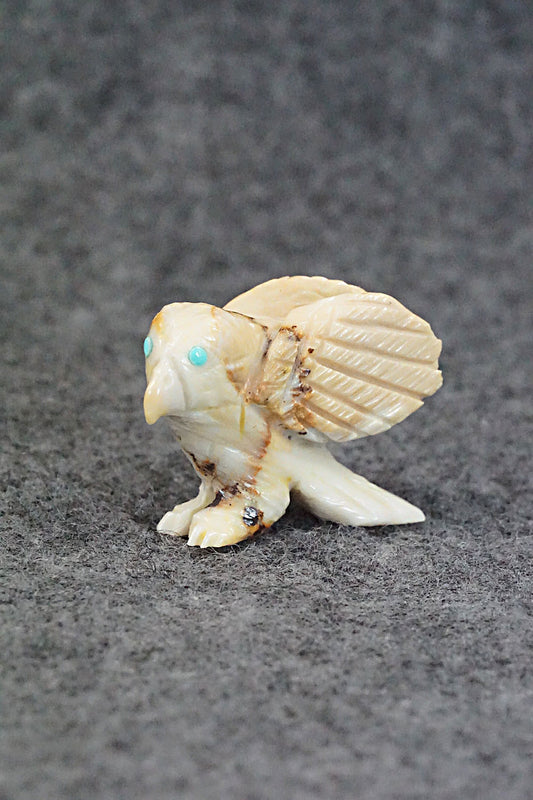Eagle Zuni Fetish Carving - Jonas Hustito