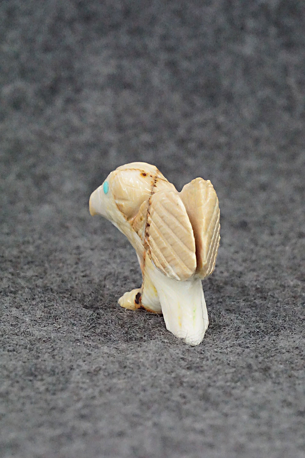 Eagle Zuni Fetish Carving - Jonas Hustito