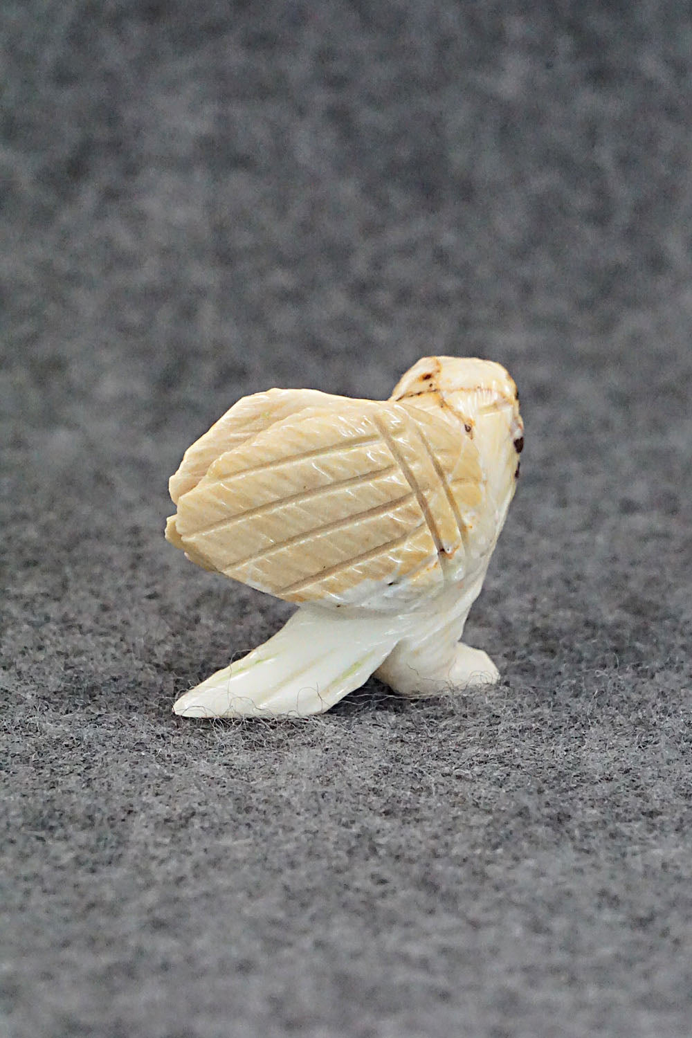 Eagle Zuni Fetish Carving - Jonas Hustito