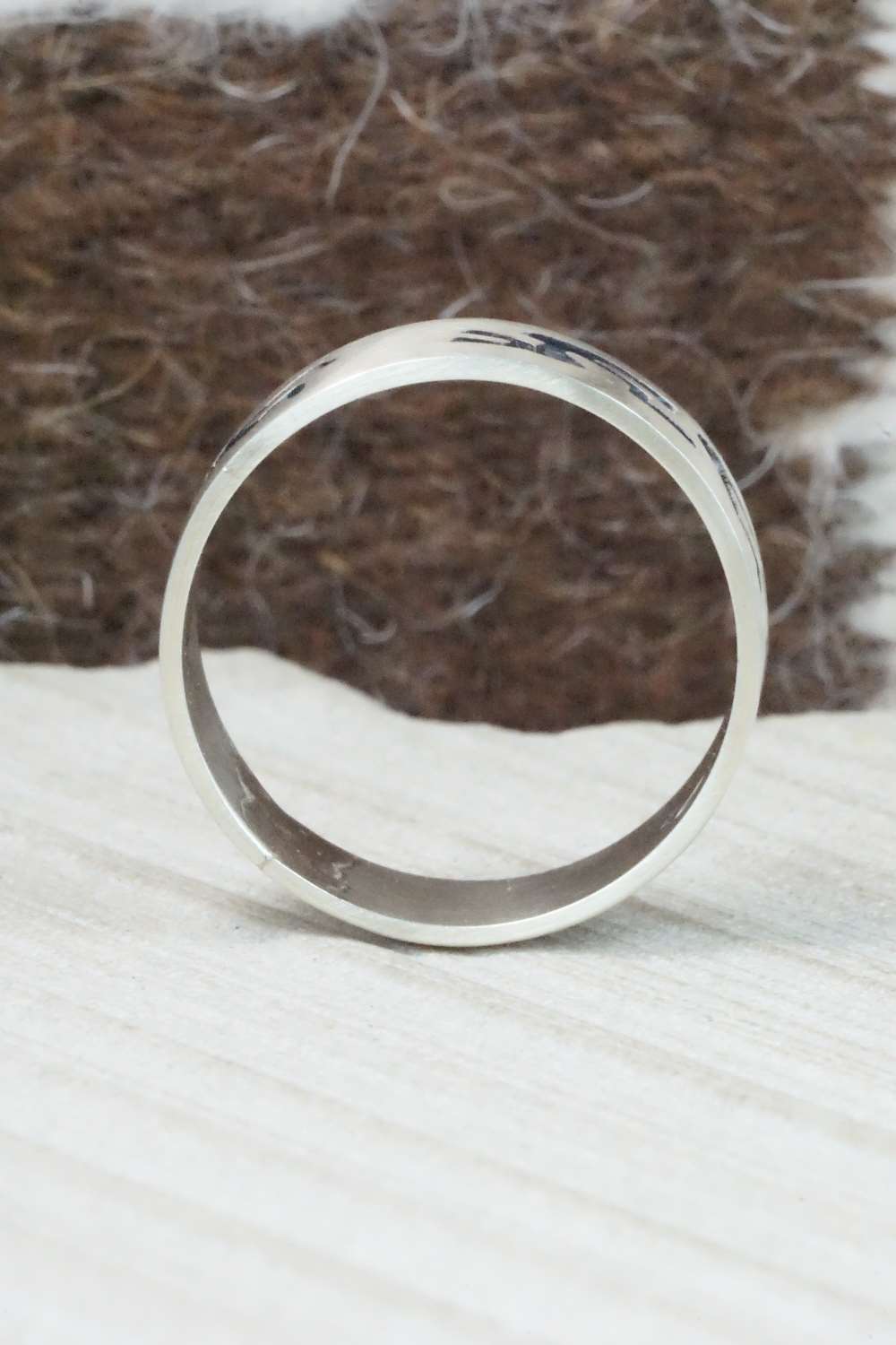 Sterling Silver Ring - Lester Gene - Size 14.75