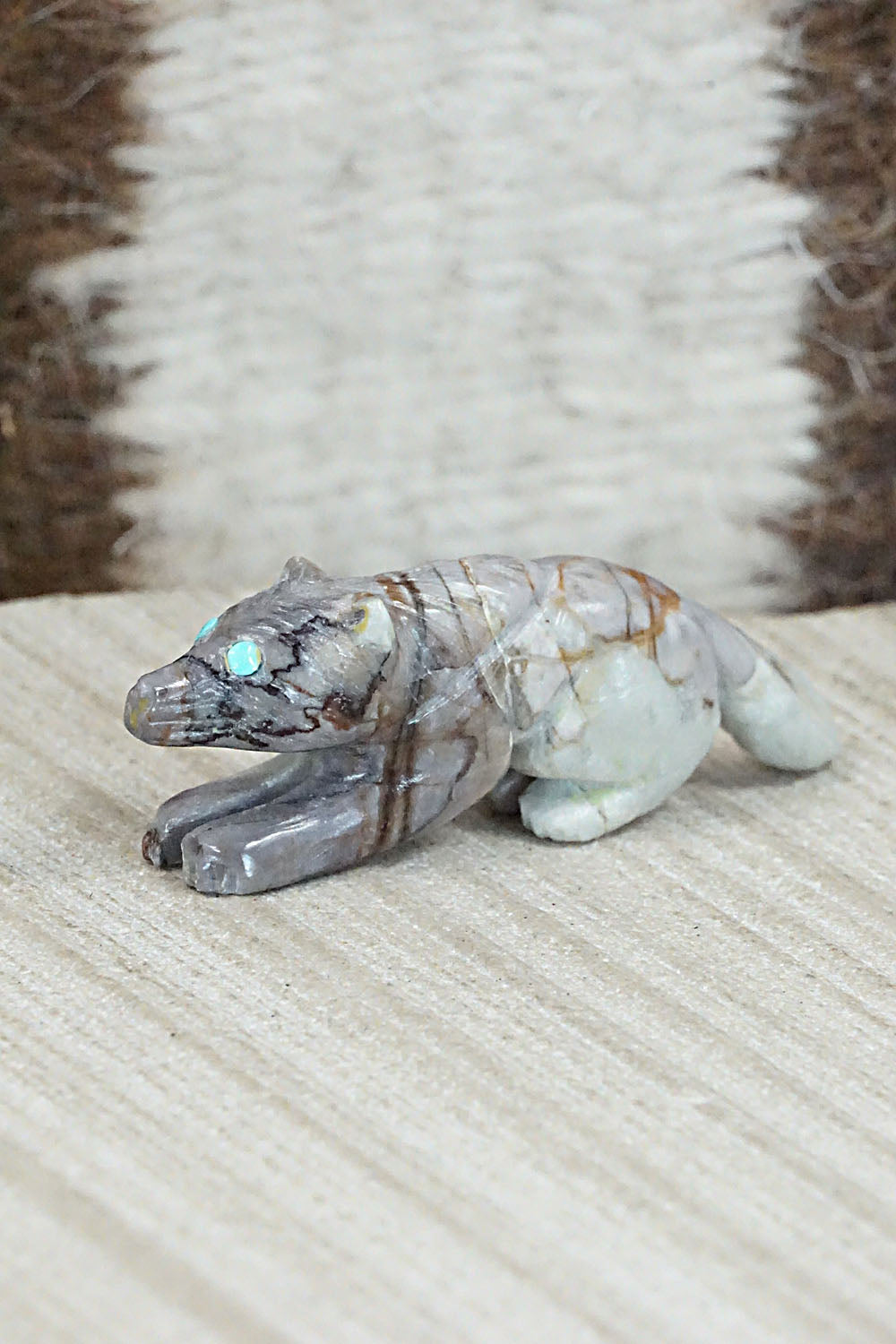 Wolf Zuni Fetish Carving - Jonas Hustito
