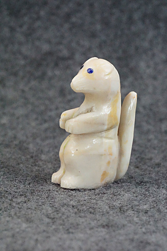 Otter Zuni Fetish Carving - Jonas Hustito