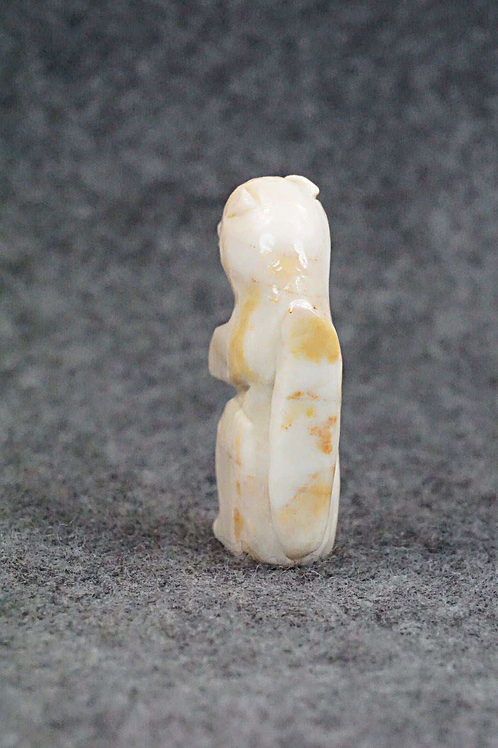 Otter Zuni Fetish Carving - Jonas Hustito