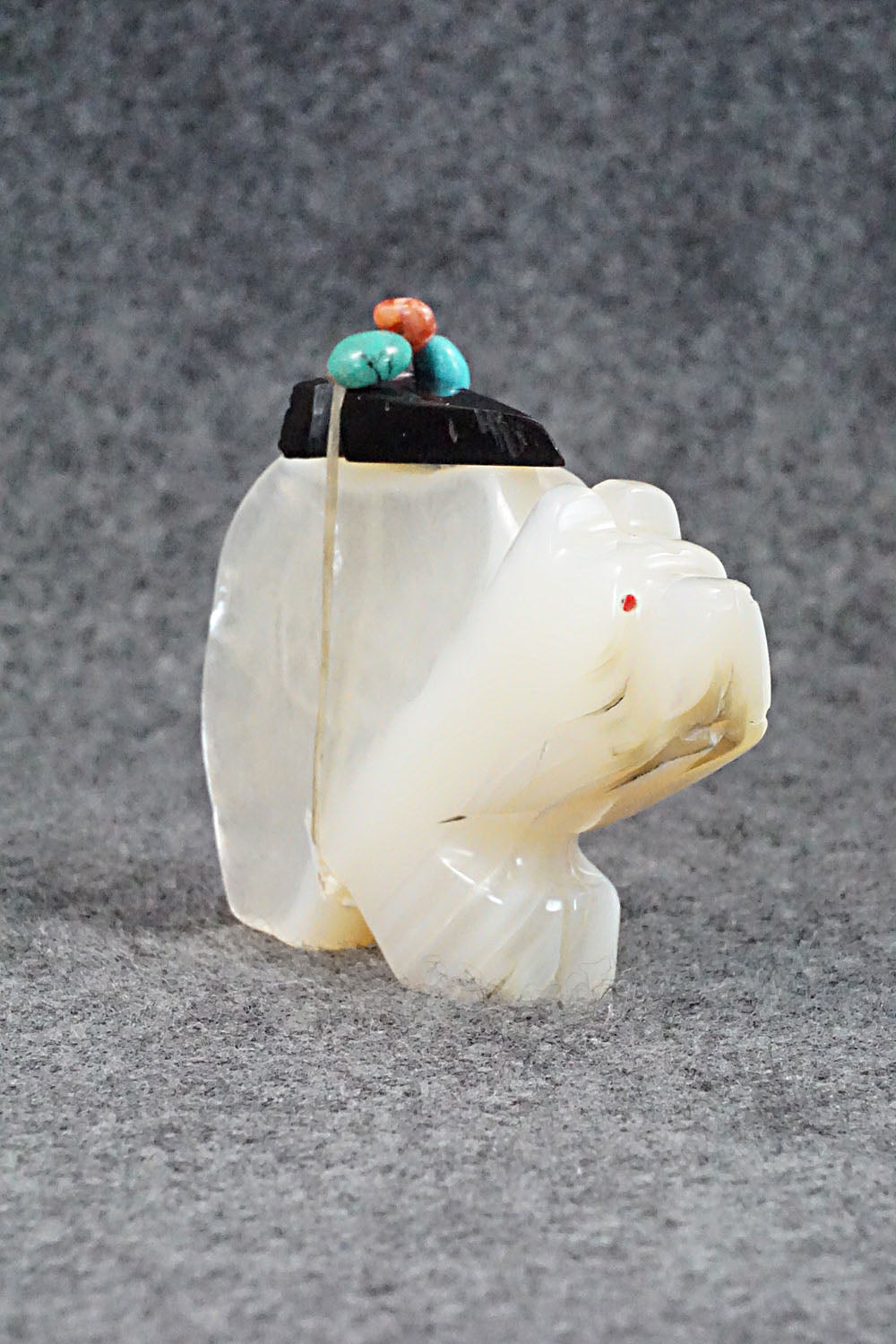 Bear Zuni Fetish Carving - Danny Lonjose