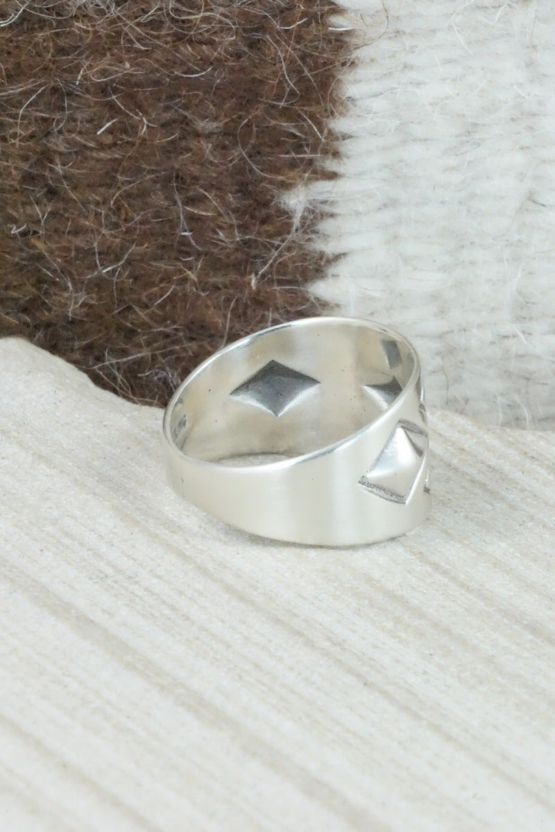 Sterling Silver Ring - Jan Mariano - Size 11.25