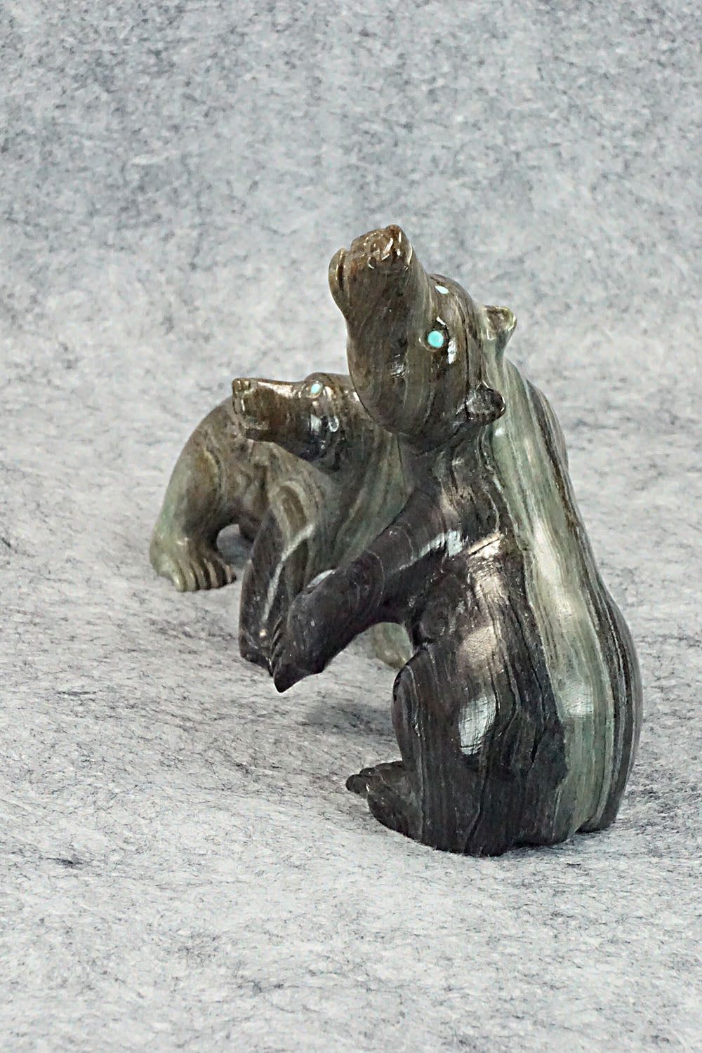 Bear Zuni Fetish Carving - Albert Eustace