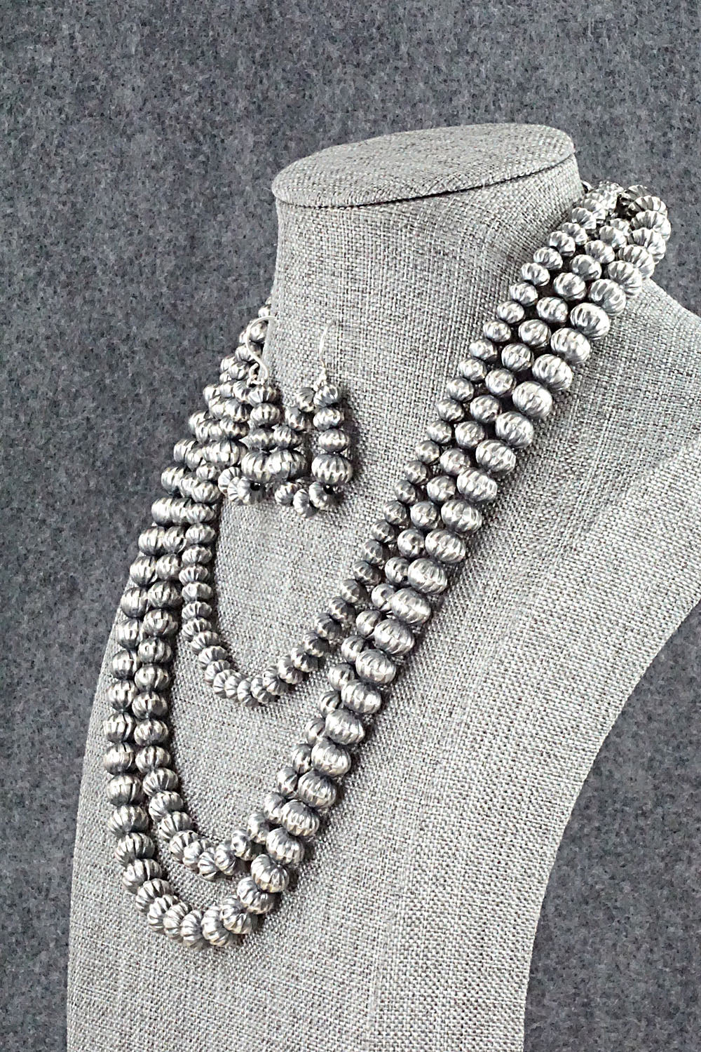 Sterling Silver Navajo Pearl Necklace & Earrings - Tonisha Haley